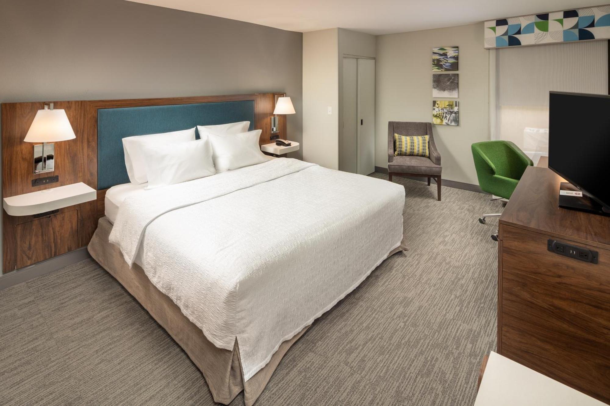 Hampton Inn Asheville-Tunnel Road Exteriör bild