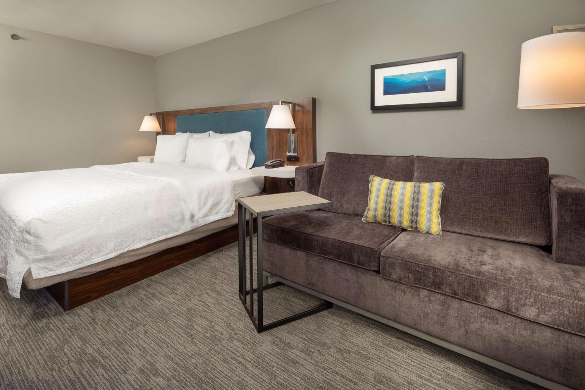 Hampton Inn Asheville-Tunnel Road Exteriör bild